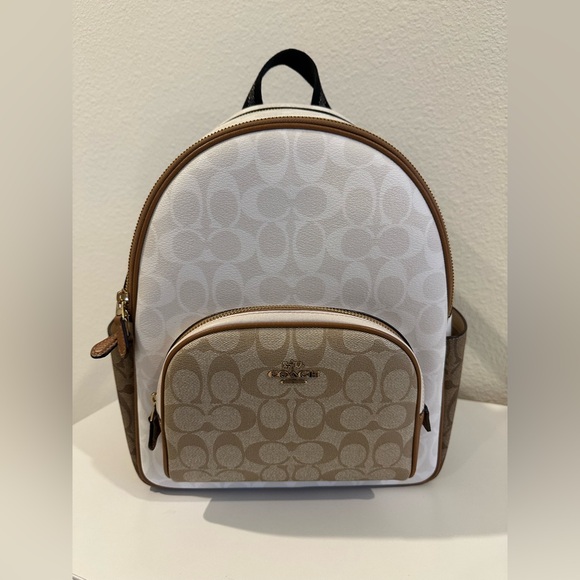 Authentic Coach Court Backpack In Signature Canvas - Picture 2 of 15